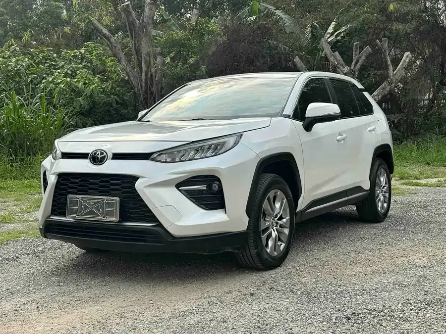 Toyota Wildlander Wildlander 2021 2.0L CVT 2WD Luxury Edition 2022 — фото 1, купить с доставкой в Москву