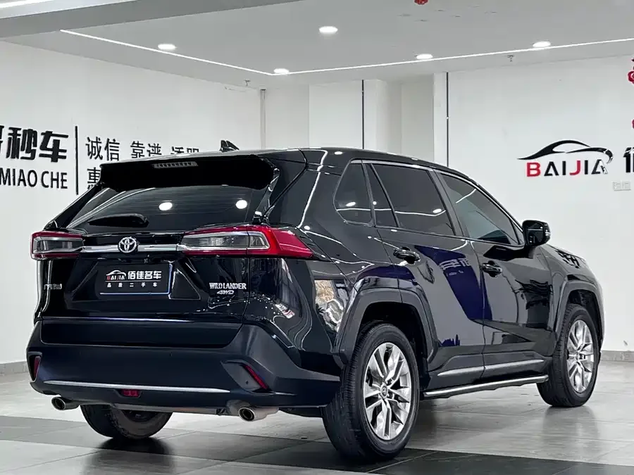 Toyota Wildlander Wildlander 2022 2.0L CVT 2WD Luxury Edition 2022 — миниатюра 2