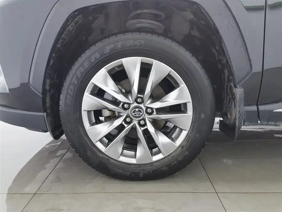 Toyota Wildlander Wildlander 2022 2.0L CVT 2WD Luxury PLUS Edition 2022 — миниатюра 5