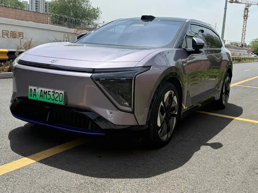 HiPhi Y Gaohe HiPhi Y 2023 560km Elite Edition 2024 — фото 1, купить с доставкой в Москву