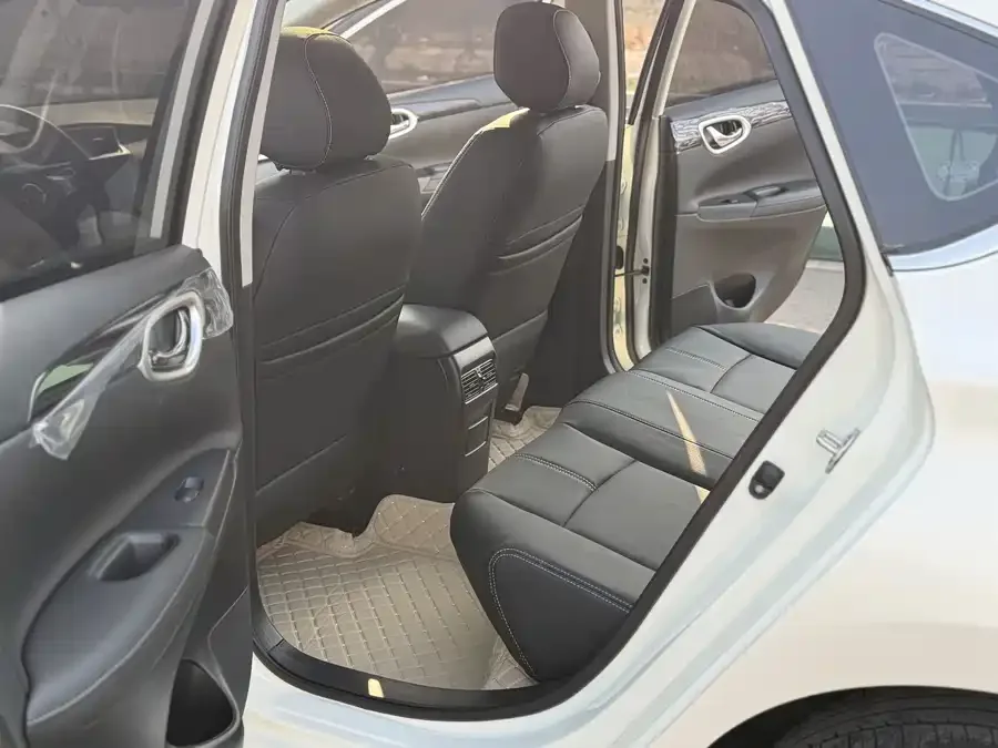 Nissan Sylphy Sylphy 2024 facelift classic 1.6XL CVT luxury version 2025 — миниатюра 4