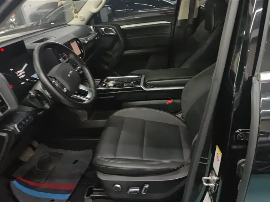 Haval Big dog Haval Big Dog 2022 2.0T DCT 4WD Roaring Sky Dog Hunting Edition 2023 — миниатюра 3
