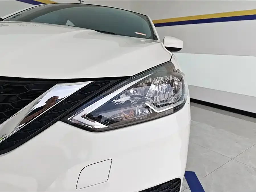 Nissan Sylphy Sylphy 2024 Model 2 Classic 1.6XE CVT Comfort Edition 2025 — миниатюра 2