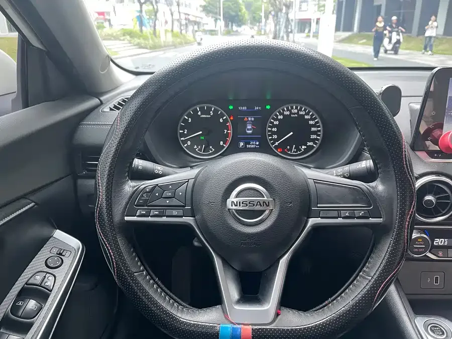 Nissan Sylphy Sylphy 2022 1.6L XL CVT Enjoy Edition 2023 — миниатюра 3