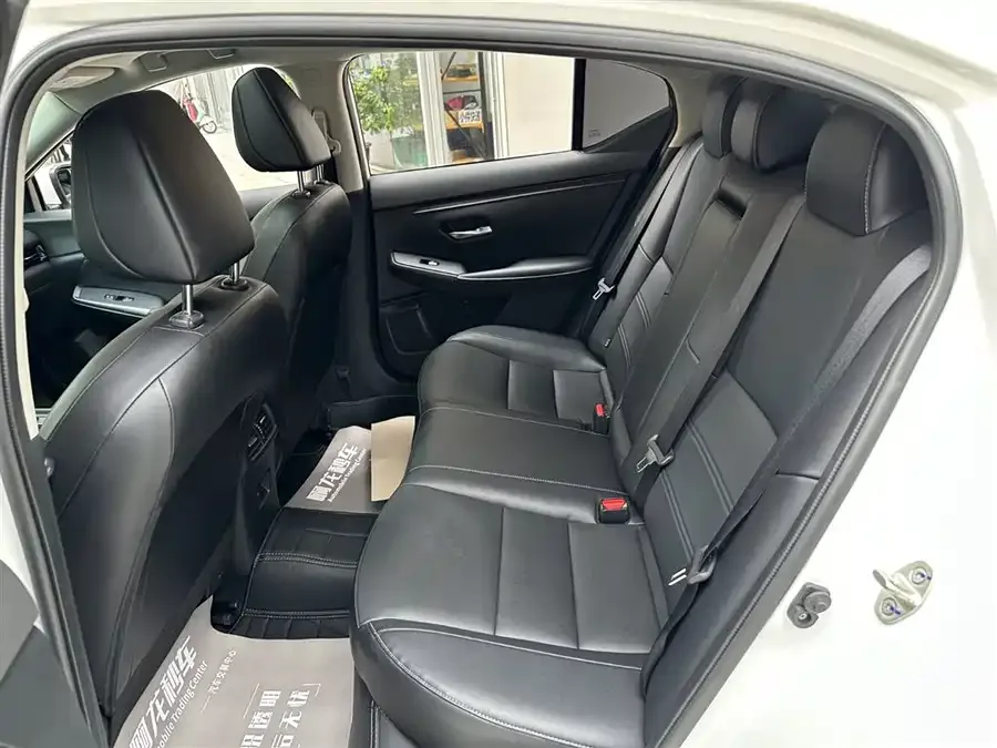 Nissan Sylphy Sylphy 2023 1.6L CVT Enjoy Edition 2024 — миниатюра 4