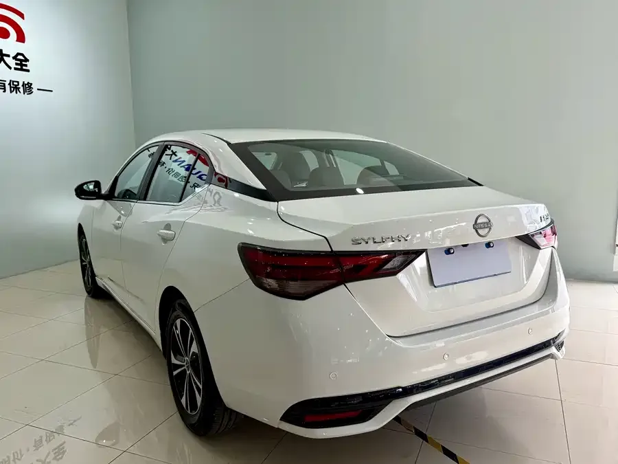Nissan Sylphy Sylphy 2023 1.6L CVT Enjoy Edition 2024 — миниатюра 5