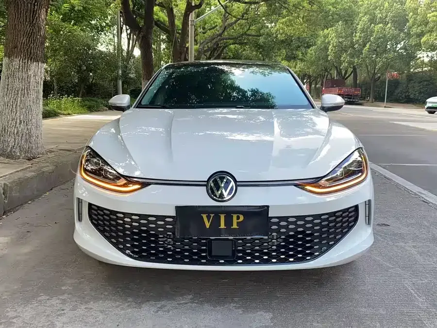 Volkswagen Lamando Lingdu 2025 Lingdu L 280TSI DSG Hot Edition 2025 — фото 1, купить с доставкой в Москву
