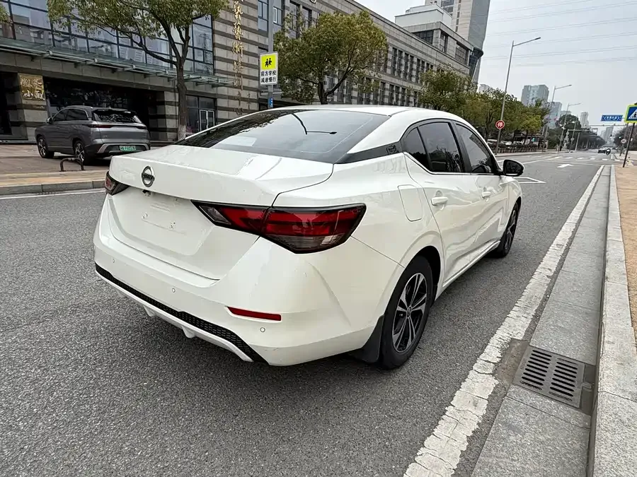 Nissan Sylphy Sylphy 2022 1.6L XL CVT Enjoy Edition 2022 — миниатюра 2