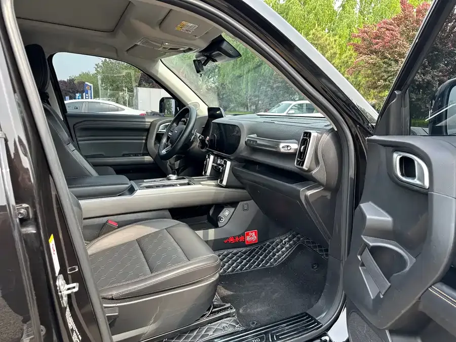 Haval Big dog Haval Big Dog 2022 1.5T DCT 2WD Border Collie Edition 2022 — миниатюра 4