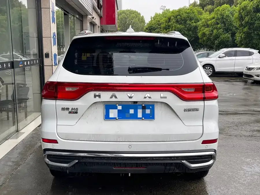 Haval M6 Haval M6 2023 PLUS 1.5T DCT Luxury Smart Connected Edition 2023 — миниатюра 2