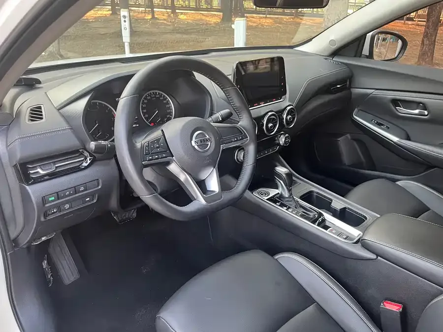 Nissan Sylphy Sylphy 2022 1.6L XL CVT Enjoy Edition 2022 — миниатюра 2