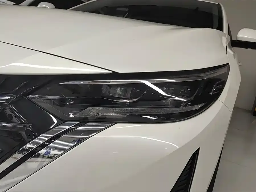 Nissan Sylphy Sylphy 2023 1.6L CVT Enjoy Edition 2025 — миниатюра 2