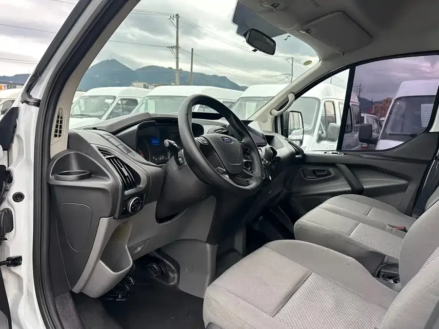 Ford Transit Transit 2023 2.0T diesel manual multi-purpose commercial vehicle center axle center roof 5/6 seats 2023 — миниатюра 2