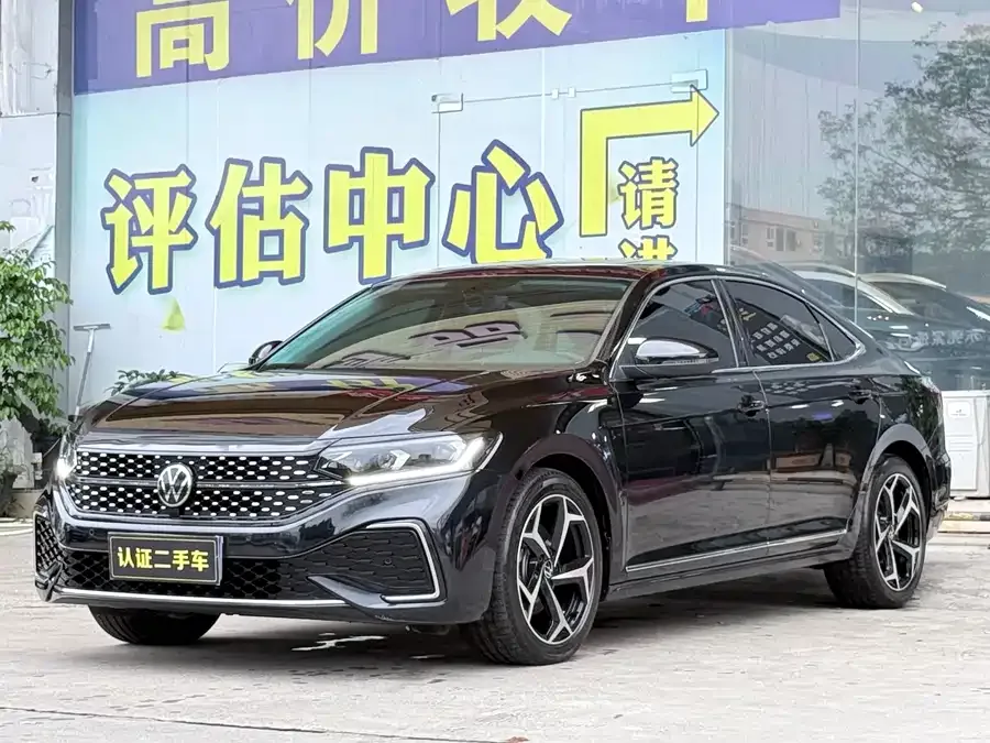 Volkswagen Passat Passat 2025 Outstanding Model 380TSI Starry Sky Dragon Edition 2024 — фото 1, купить с доставкой в Москву