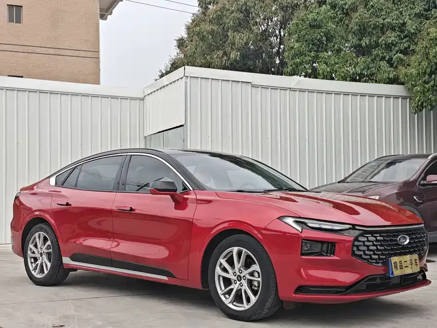 Ford Mondeo Mondeo 2022 facelift EcoBoost 245 luxury model 2022 — миниатюра 3
