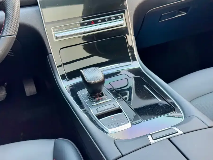 GAC Trumpchi GS4 PLUS Trumpchi GS4 PLUS 2021 270T Automatic Galaxy Edition 2022 — миниатюра 4