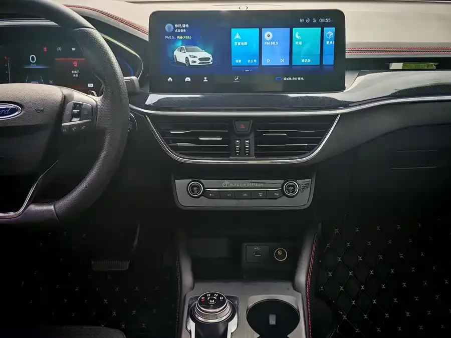 Ford Focus Focus 2021 sedan EcoBoost 180 automatic ST Line 2022 — миниатюра 2