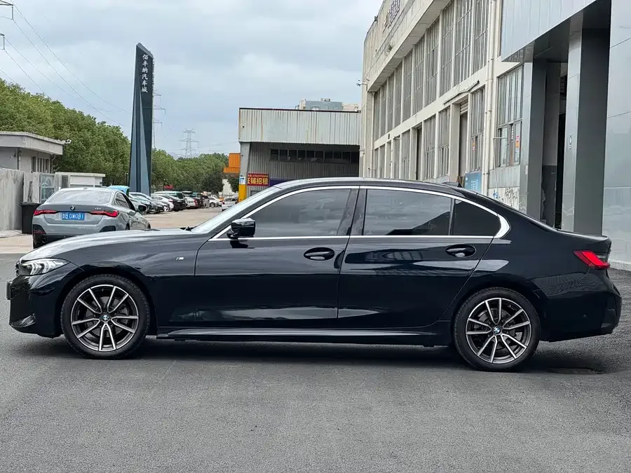 BMW 3 series BMW 3 Series 2024 325Li M Sport Package 2023 — миниатюра 2