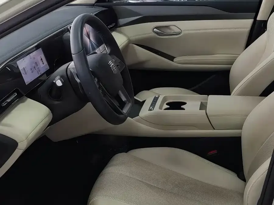 BYD Qin L Qin L 2025 EV 545KM Beyond Edition 2025 — миниатюра 3