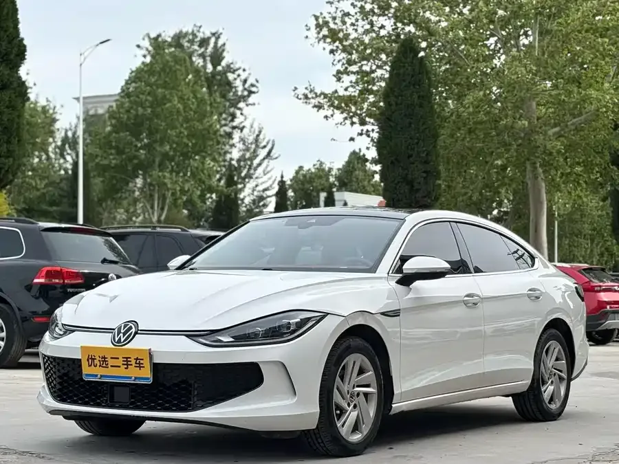 Volkswagen Lamando 2022 Lingdu Lingdu L 280TSI DSG Hot Edition 2023 — фото 1, купить с доставкой в Москву