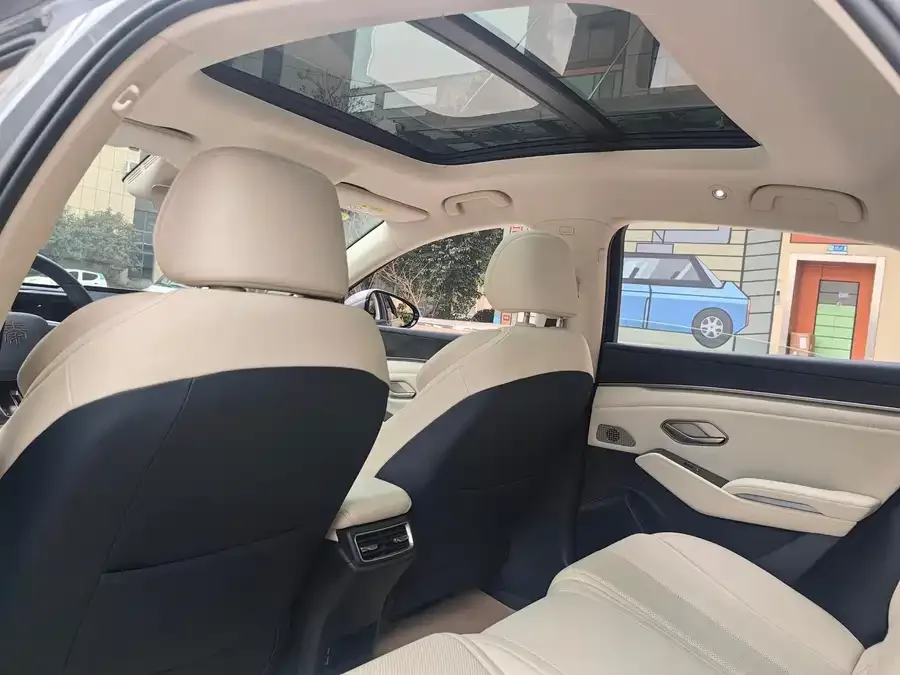 BYD Qin L Qin L 2024 DM-i 120KM Excellence Edition 2024 — миниатюра 3