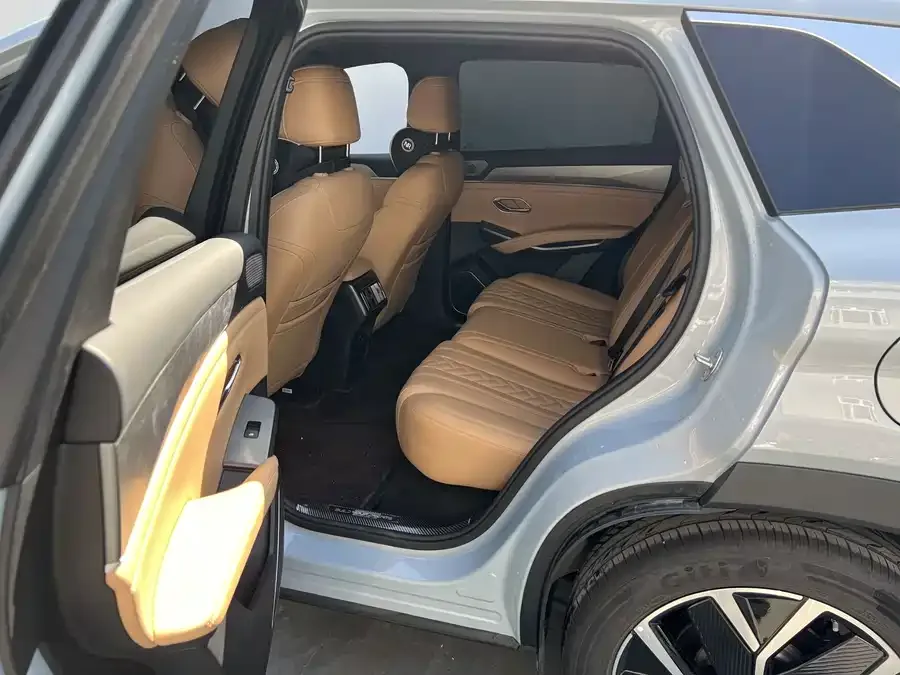BYD Song L DM-i Song L DM-i 2025 Intelligent Driving Edition 160km Beyond Edition 2025 — миниатюра 4
