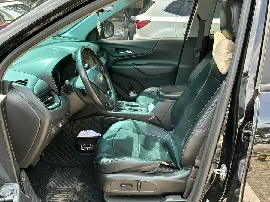Chevrolet Equinox Explorer 2022 535T Chijie Edition 2022 — миниатюра 3
