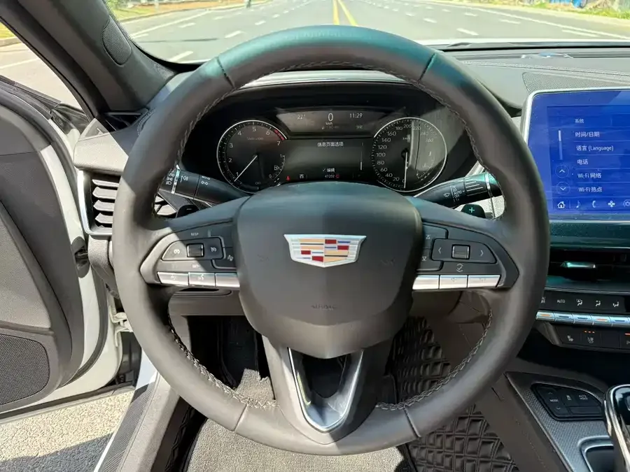 Cadillac CT5 2022 28T Luxury Edition (Standard Edition) 2022 — миниатюра 2