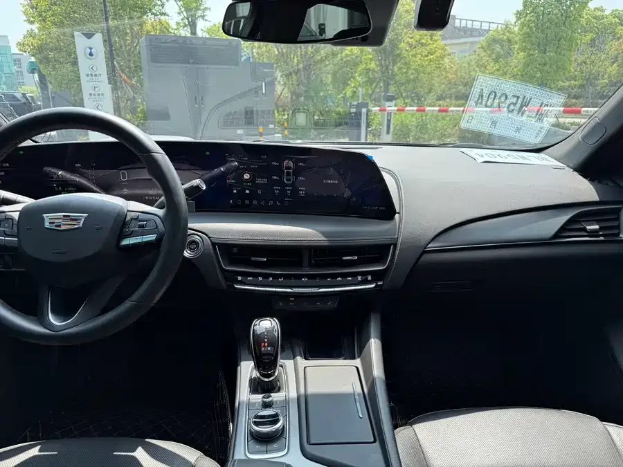 Cadillac CT5 2024 28T Luxury Pro 2024 — миниатюра 5
