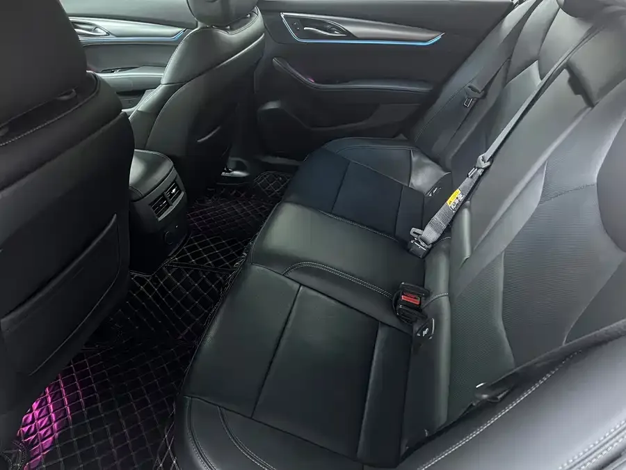 Cadillac CT5 2024 28T luxury model 2024 — миниатюра 2