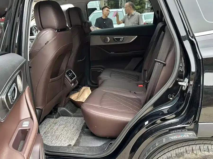 Chery Tiggo 8 PRO Tiggo 8 PRO 2024 Champion Edition 390T 2WD Peak Edition 7 seats 2023 — миниатюра 2