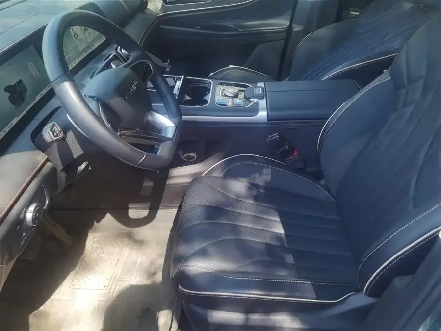 Chery Tiggo 9 Tiggo 9 2023 2.0T Dual Clutch 2WD Luxury Edition 5 Seaters 2023 — миниатюра 3