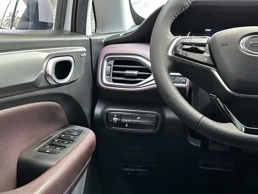 GAC Trumpchi M6 Trumpchi M6 2023 PRO 270T DCT Luxury Edition 2025 — миниатюра 3