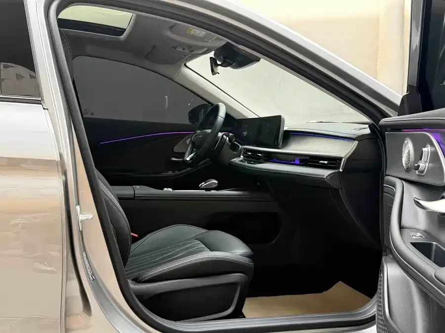 Chery Arrizo 8 Arrizo 8 2025 2.0T DCT 2025 — миниатюра 3