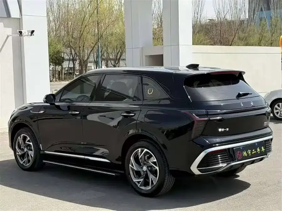 Hongqi HS3 PHEV Hongqi HS3 PHEV 2025 117km Jinwei PLUS Edition 2025 — миниатюра 4