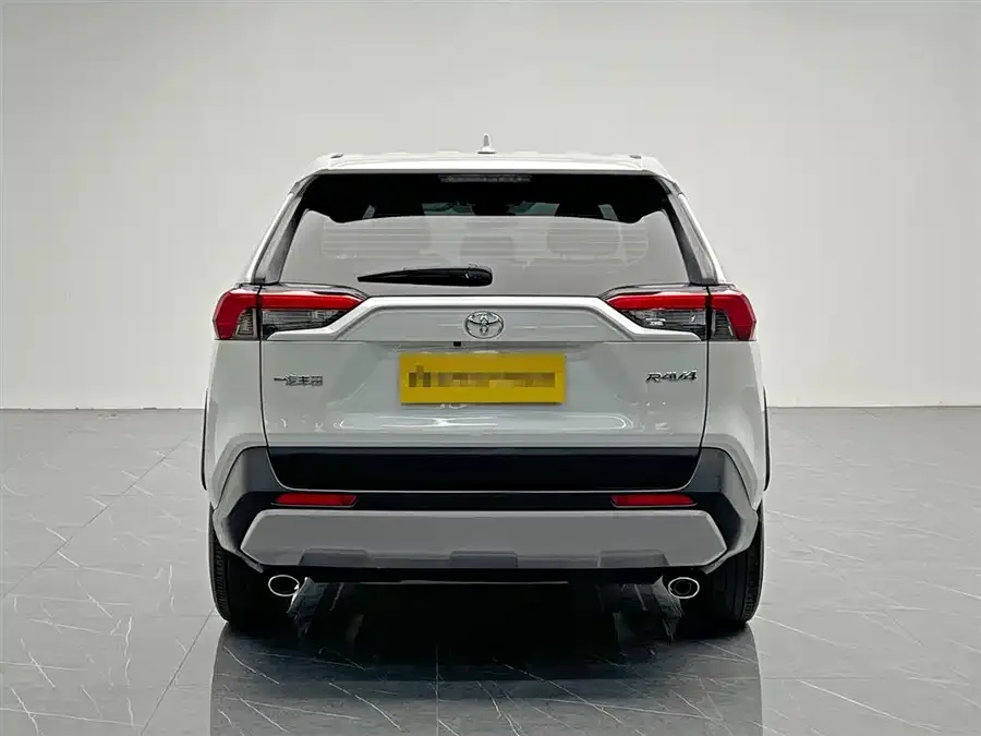 Toyota RAV4 RAV4 Rongfang 2021 2.0L CVT 2WD Fashion Edition 2022 — миниатюра 2