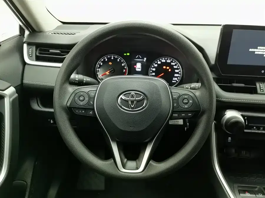 Toyota RAV4 RAV4 Rongfang 2023 2.0L CVT 2WD Urban Edition 2023 — миниатюра 5
