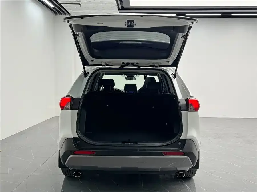 Toyota RAV4 RAV4 Rongfang 2022 2.0L CVT 4WD Fashion PLUS Edition 2022 — миниатюра 5