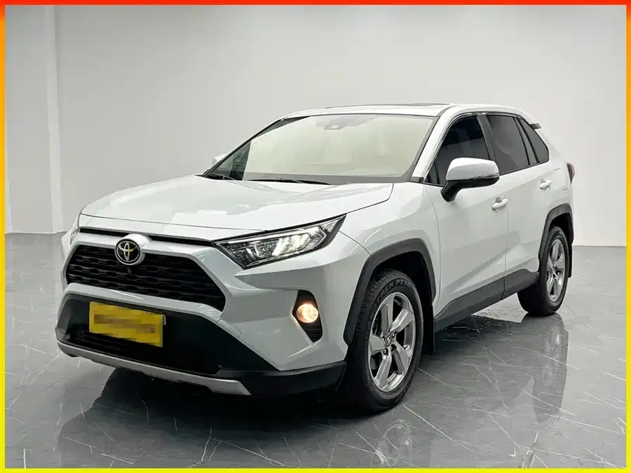 Toyota RAV4 RAV4 Rongfang 2022 2.0L CVT 4WD Fashion PLUS Edition 2022 — фото 1, купить с доставкой в Москву