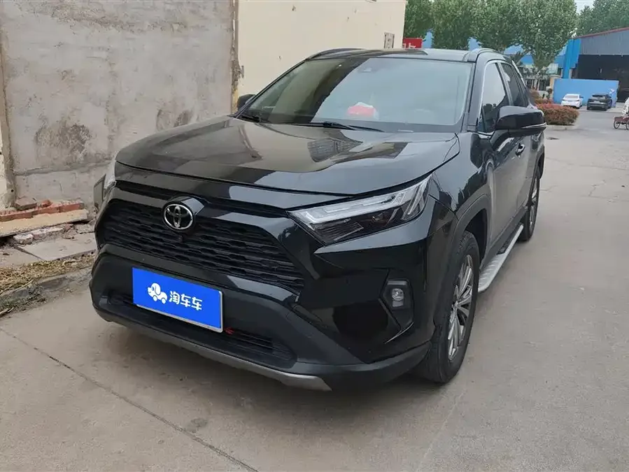 Toyota RAV4 RAV4 Rongfang 2023 2.0L CVT 2WD Fashion PLUS Edition 2024 — фото 1, купить с доставкой в Москву