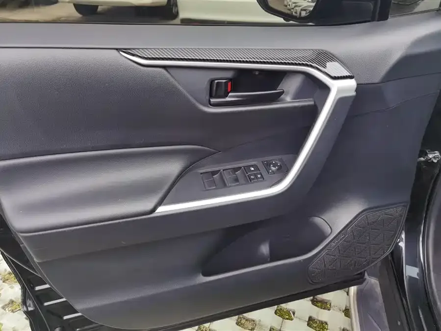 Toyota RAV4 RAV4 Rongfang 2022 2.0L CVT 2WD Urban Edition 2022 — миниатюра 4