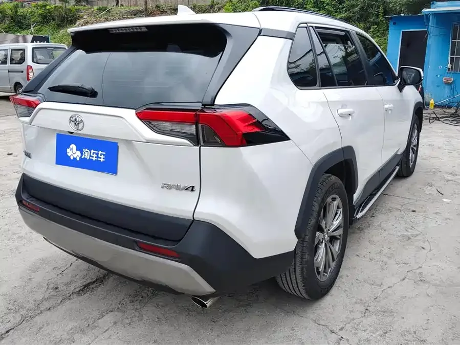 Toyota RAV4 RAV4 Rongfang 2023 2.0L CVT 2WD Fashion PLUS Edition 2024 — миниатюра 3