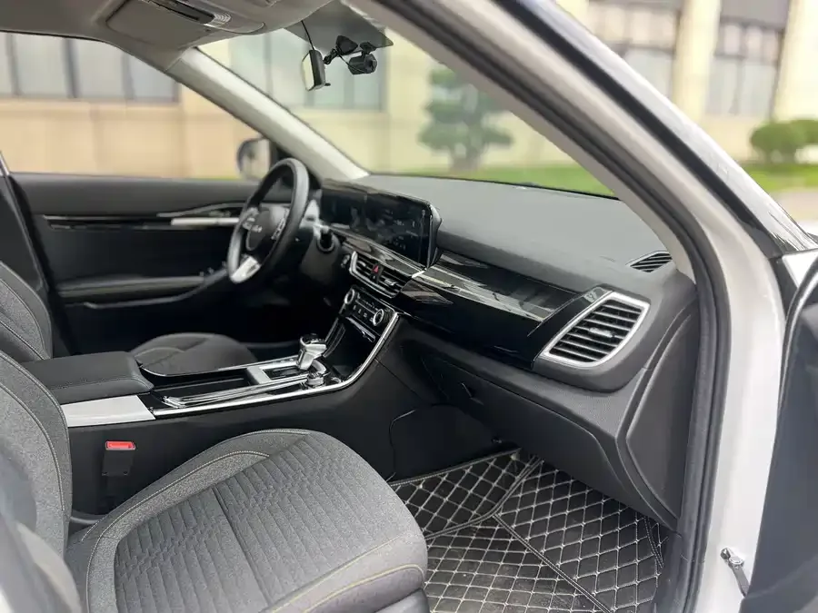 Kia Cyrus (Seltos) 2023 Cyrus 1.5L CVT Comfort Edition 2025 — миниатюра 3