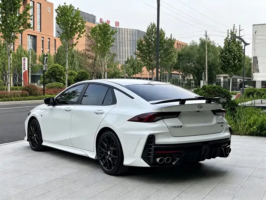GAC Trumpchi Shadow Leopard Shadow Leopard 2024 400T Automatic Shadow Leopard R MAX Edition 2023 — миниатюра 4