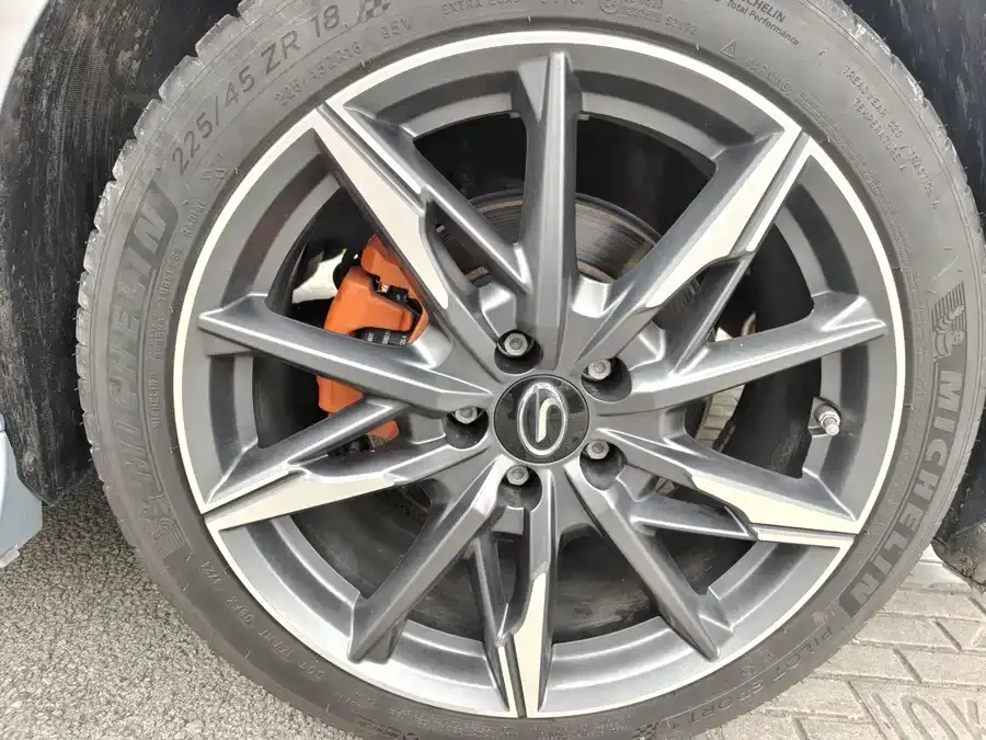 GAC Trumpchi Shadow Leopard Shadow Leopard 2024 400T Automatic Shadow Leopard R PRO Edition 2025 — миниатюра 2