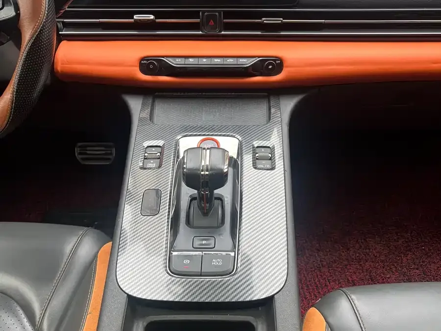 GAC Trumpchi Shadow Leopard Shadow Leopard 2022 270T DCT J16 R-style Track Edition 2022 — миниатюра 4