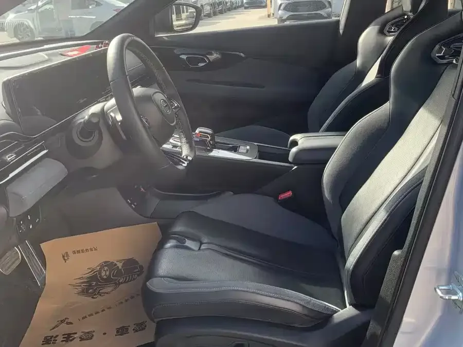 GAC Trumpchi Shadow Leopard Shadow Leopard 2023 400T Automatic R MAX 2023 — миниатюра 2
