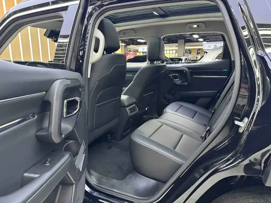 Haval Big Dog PLUS Haval Big Dog PLUS 2023 2.0T 2WD Trendy Wild Edition Plus 2024 — миниатюра 4