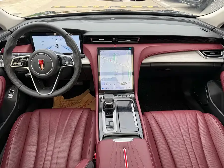Hongqi H5 Hongqi H5 2025 2.0T Automatic Flagship Edition 2024 — миниатюра 3