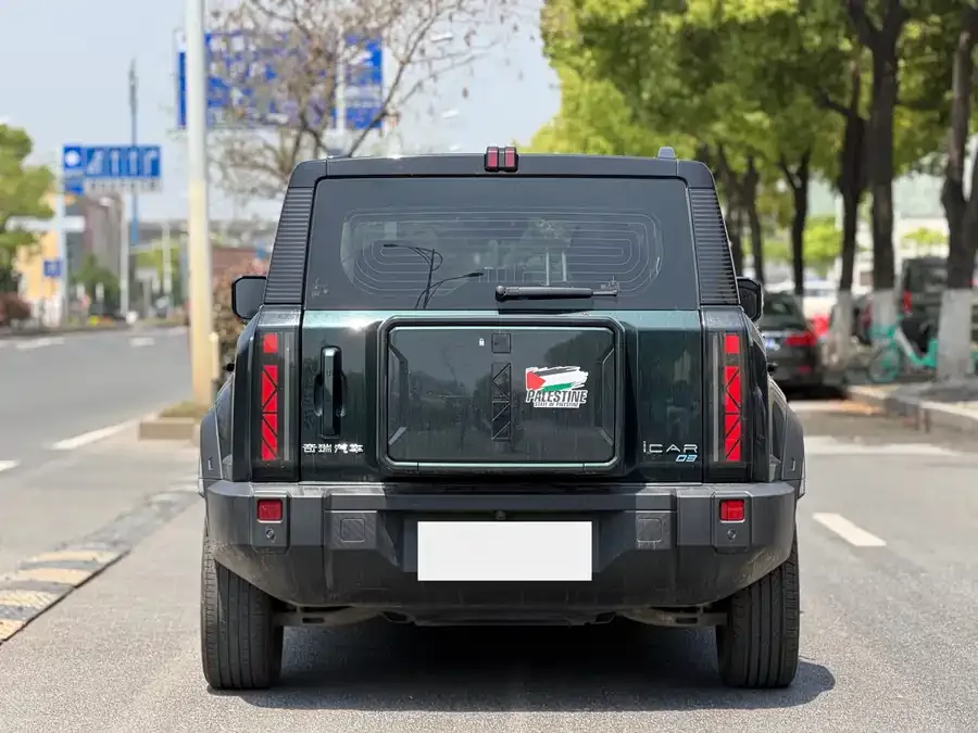 iCAR 03 iCAR 03 2024 501km 2WD long range version 2024 — миниатюра 2